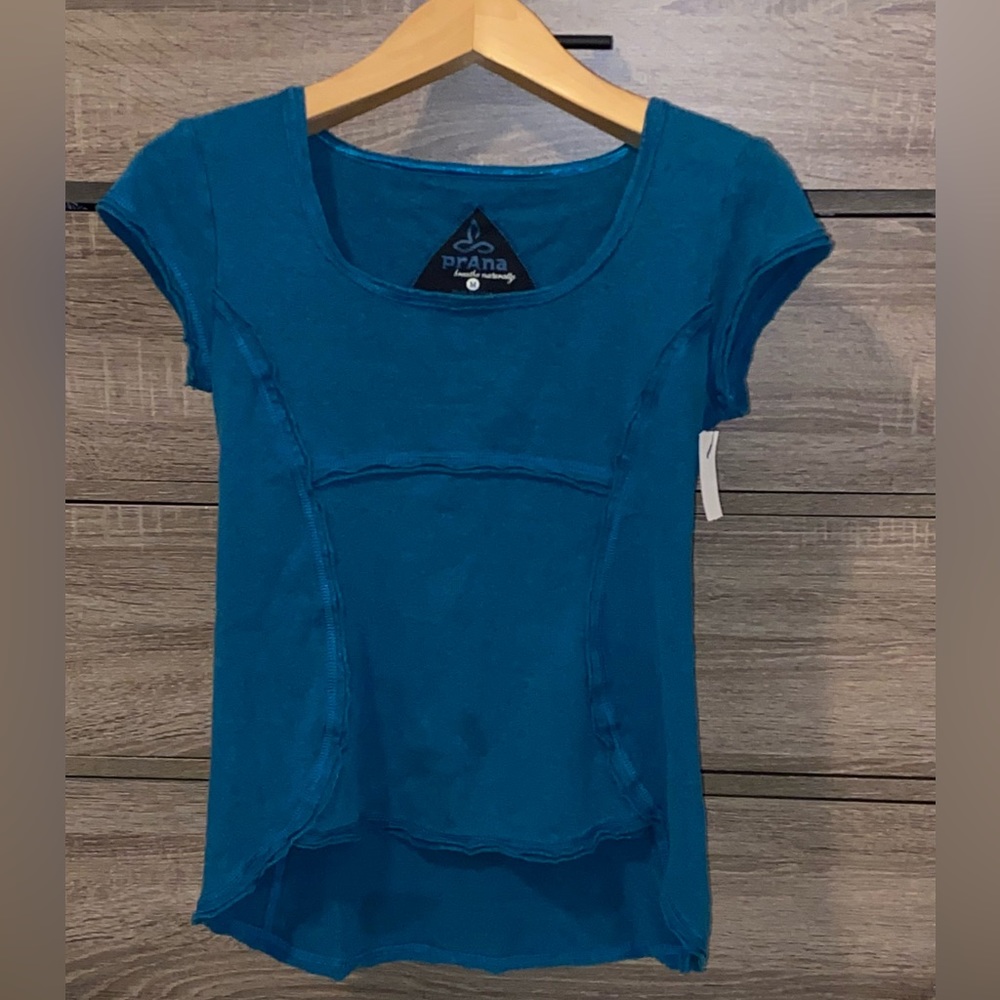 Prana Rounded Raw edge hem Teal Short Sleeve T-shirt Tee Pullover M